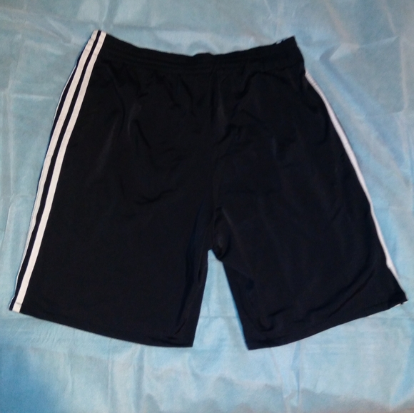 Adidas Stripes Athletic Gym Shorts With Pockets - Picture 3 of 10